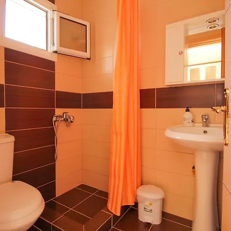 Jay Apartment *